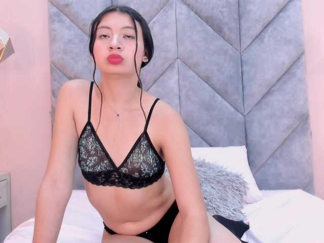 Watch VioletaSantos Streaming Live