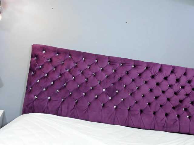  LaylaChisholm chat room