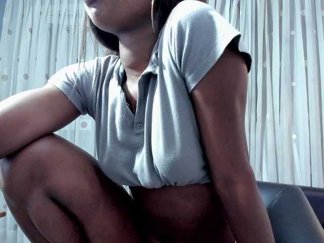  LaylaChisholm chat room