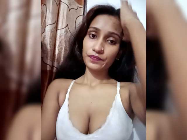 Hot Meherin-Afra6 wants you to fuck their body now Meherin-Afra6 from BongaCams
