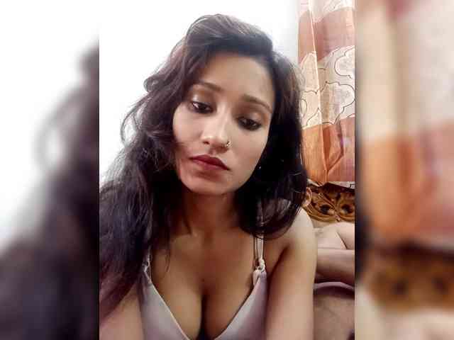 Meherin-Afra6 Live Webcam on BongaCams