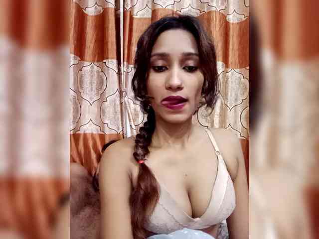 Meherin-Afra6 Live Webcam on BongaCams