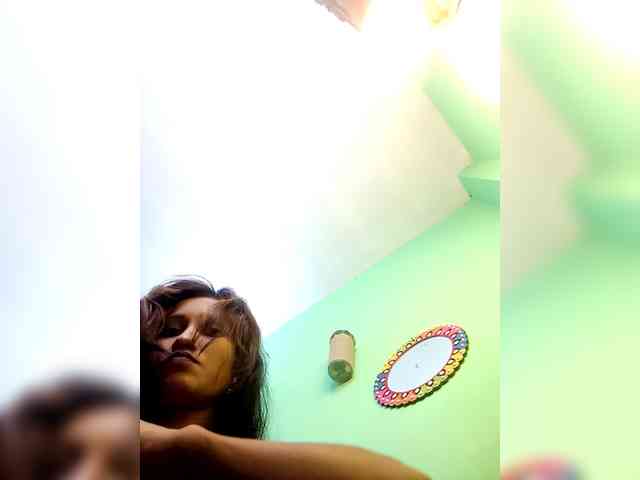 Meherin-Afra6 webcam