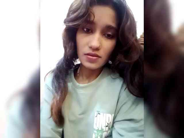 Meherin-Afra6 webcam