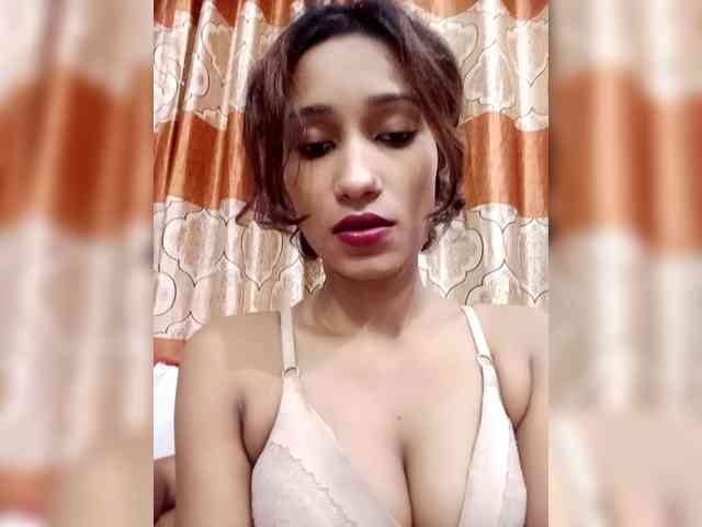 Meherin-Afra6 Live Webcam on BongaCams