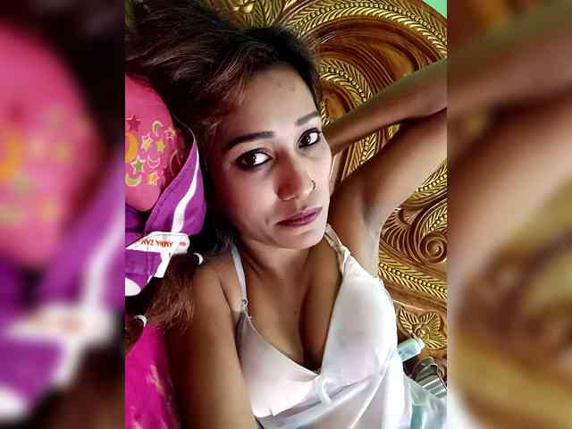 Meherin-Afra6 webcam