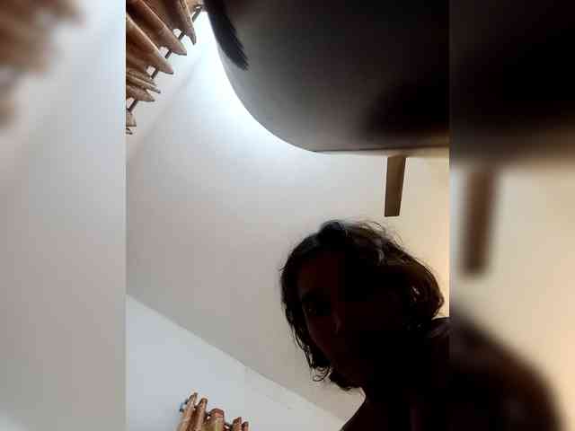 Meherin-Afra6 webcam