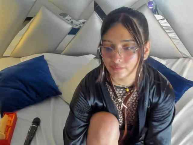 ScarlettMiller-vc webcam