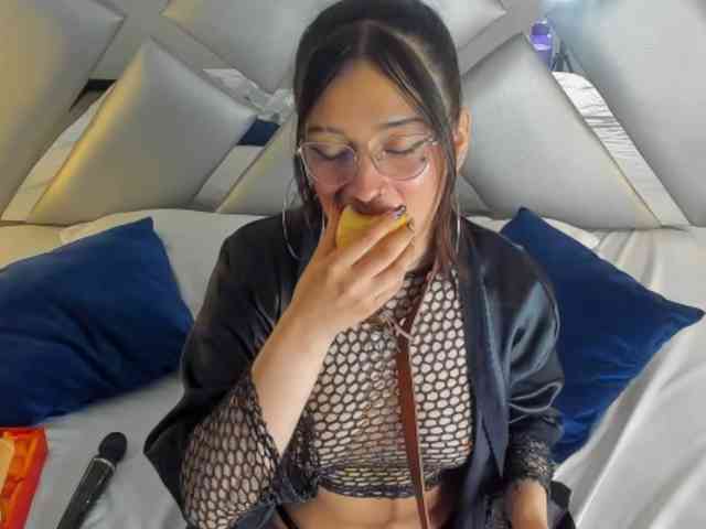 ScarlettMiller-vc webcam