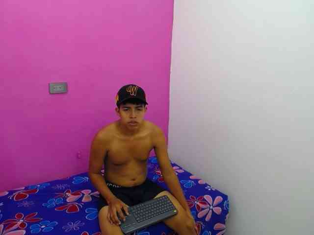 nicofox18