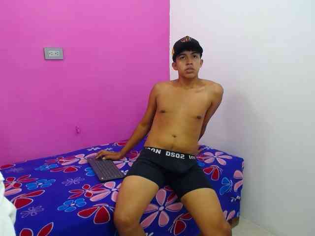 nicofox18
