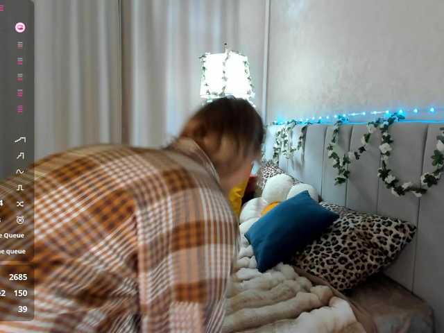 Casey-Sweeet's BongaCams show and profile