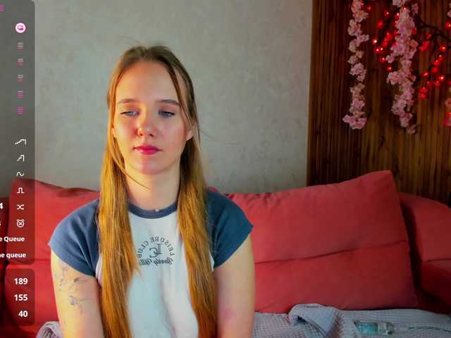 Casey-Sweeet's BongaCams show and profile