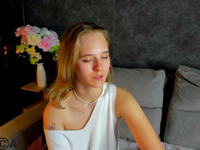 Casey-Sweeet from BongaCams