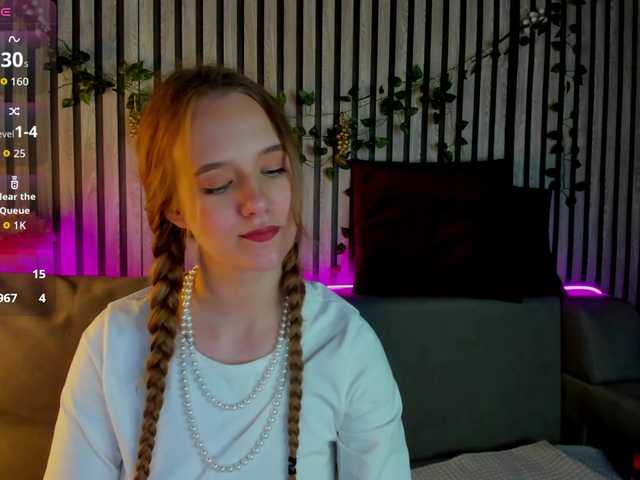 Casey-Sweeet's BongaCams show and profile
