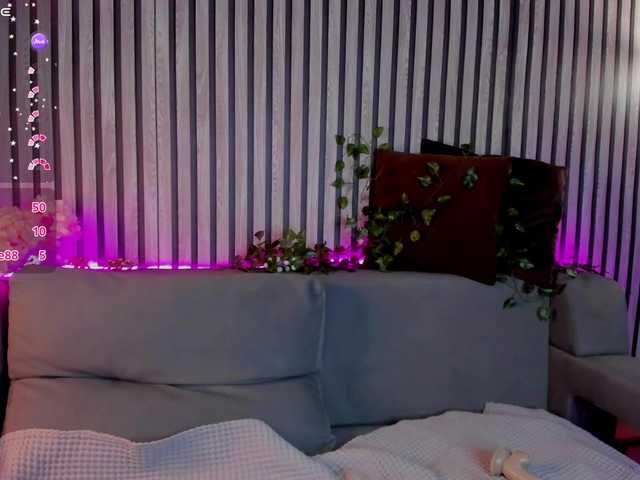 Casey-Sweeet's BongaCams show and profile