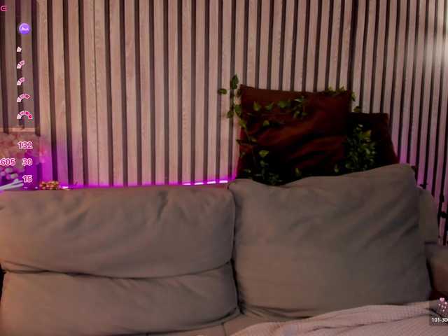 Casey-Sweeet's BongaCams show and profile