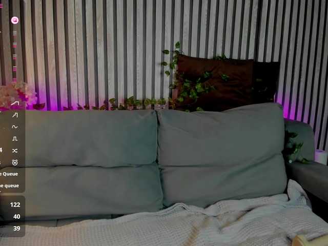 Casey-Sweeet's BongaCams show and profile