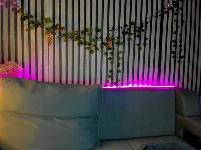 Casey-Sweeet's BongaCams show and profile