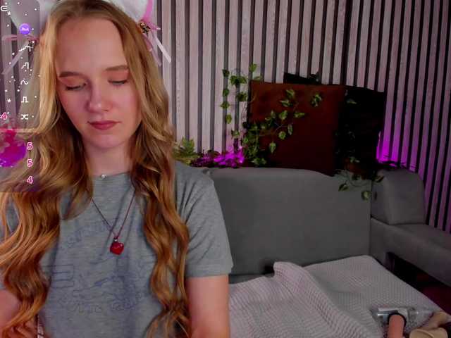 Casey-Sweeet's BongaCams show and profile