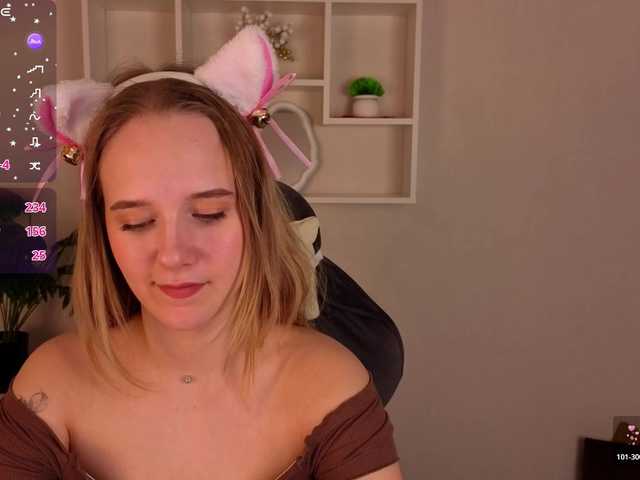 Casey-Sweeet's BongaCams show and profile