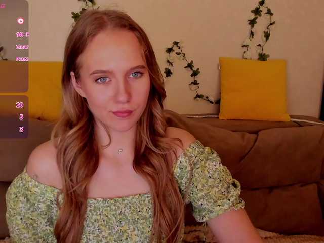 Casey-Sweeet's BongaCams show and profile