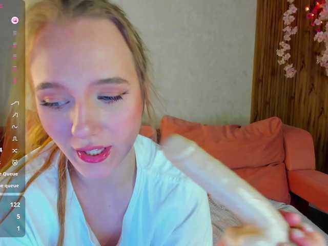 Casey-Sweeet's BongaCams show and profile