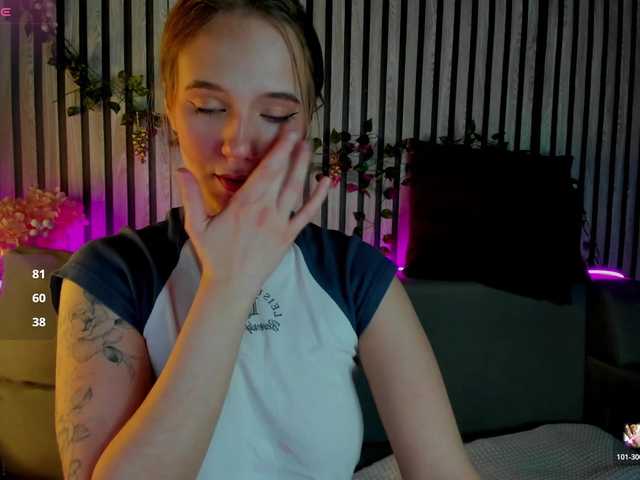 Casey-Sweeet's BongaCams show and profile