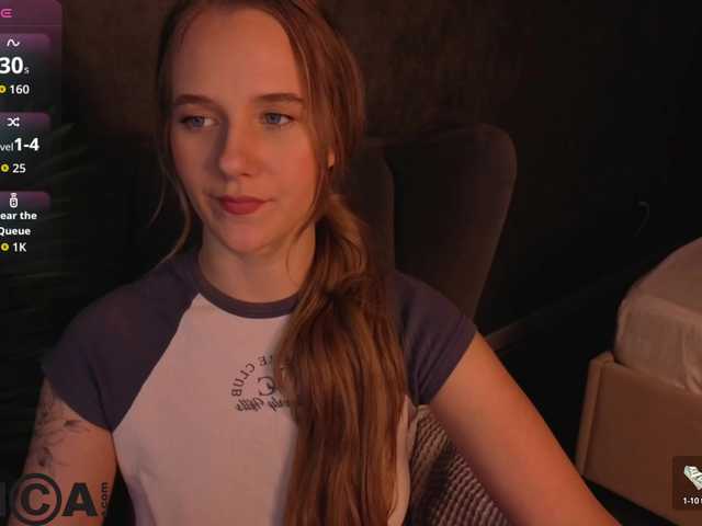 Casey-Sweeet's BongaCams show and profile