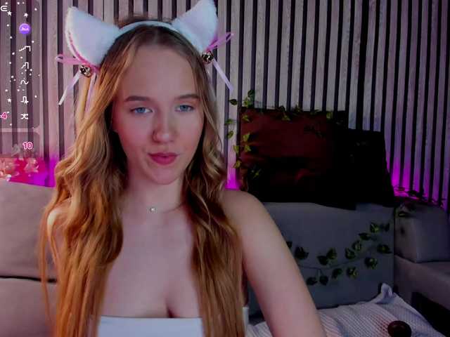 Casey-Sweeet's BongaCams show and profile