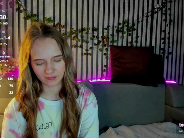 Casey-Sweeet's BongaCams show and profile