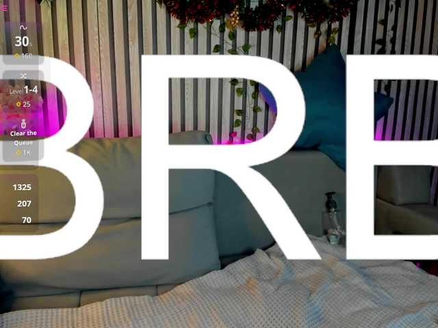 Casey-Sweeet's BongaCams show and profile