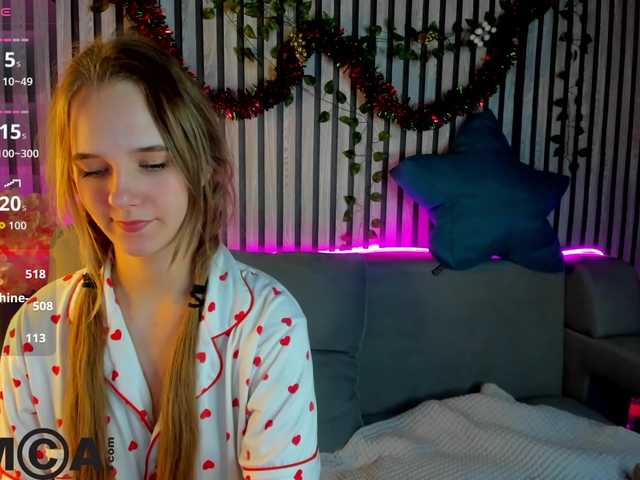 Casey-Sweeet's BongaCams show and profile