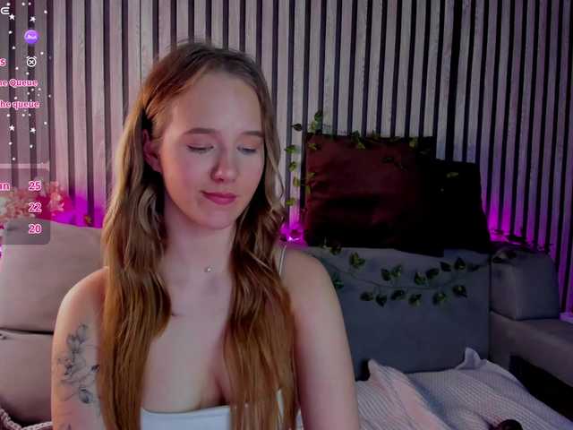 Casey-Sweeet's BongaCams show and profile