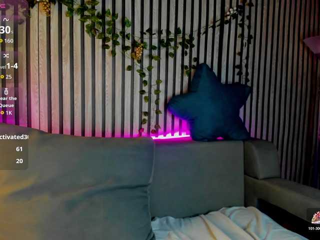 Casey-Sweeet's BongaCams show and profile