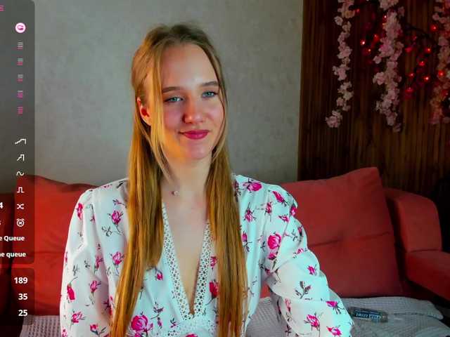 Casey-Sweeet's BongaCams show and profile