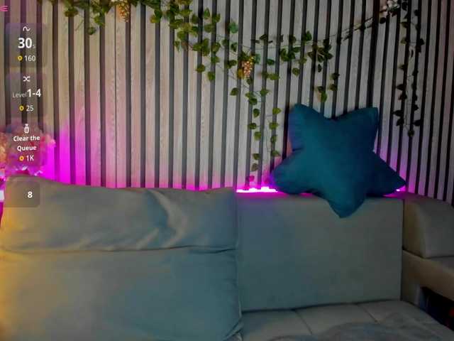 Casey-Sweeet's BongaCams show and profile