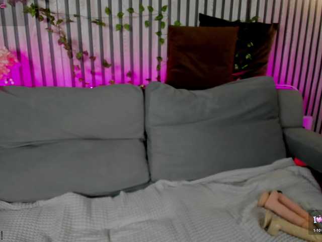 Casey-Sweeet's BongaCams show and profile