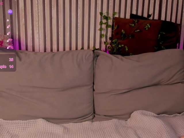 Casey-Sweeet's BongaCams show and profile