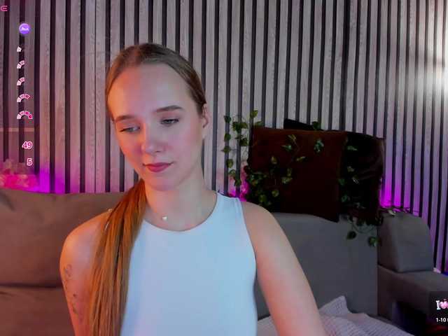 Casey-Sweeet's BongaCams show and profile