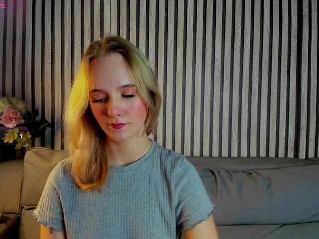 Casey-Sweeet webcam