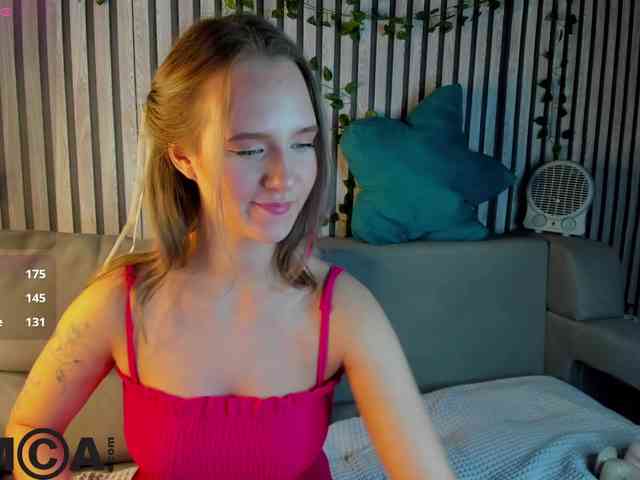 Casey-Sweeet webcam