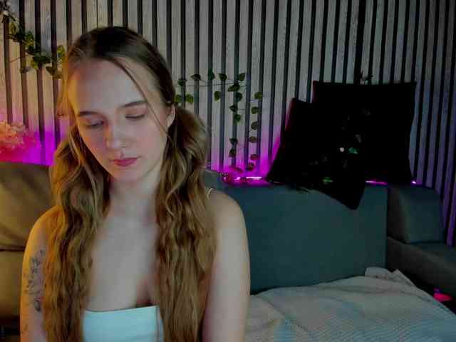 Casey-Sweeet webcam