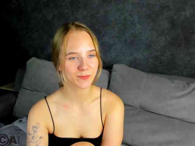 Casey-Sweeet webcam
