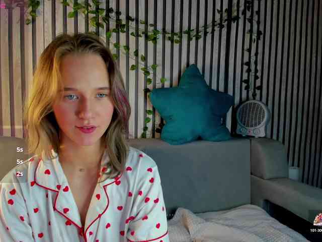 Casey-Sweeet webcam