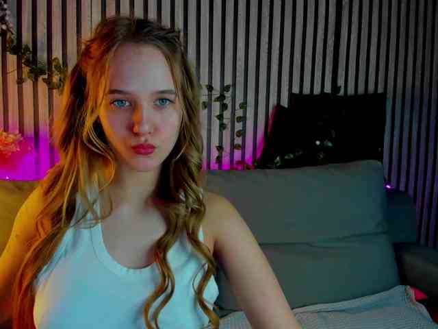 Casey-Sweeet webcam