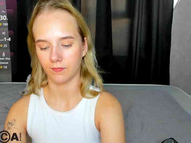 Casey-Sweeet webcam