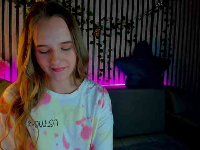 Casey-Sweeet webcam