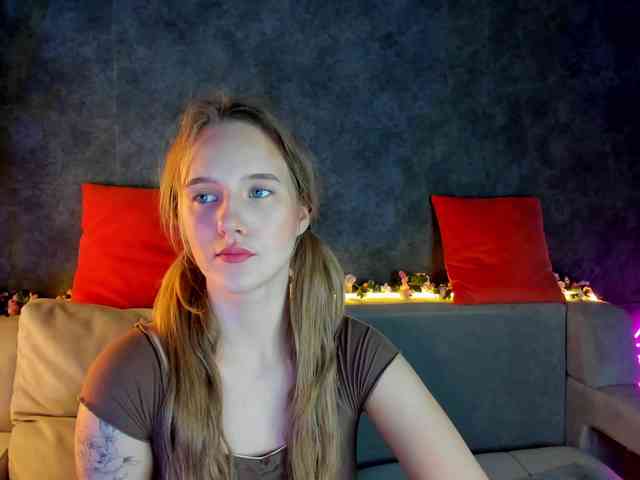 Casey-Sweeet webcam