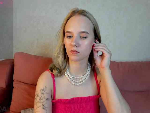 Casey-Sweeet webcam